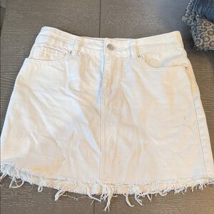 White Frayed Hem Denim Skirt